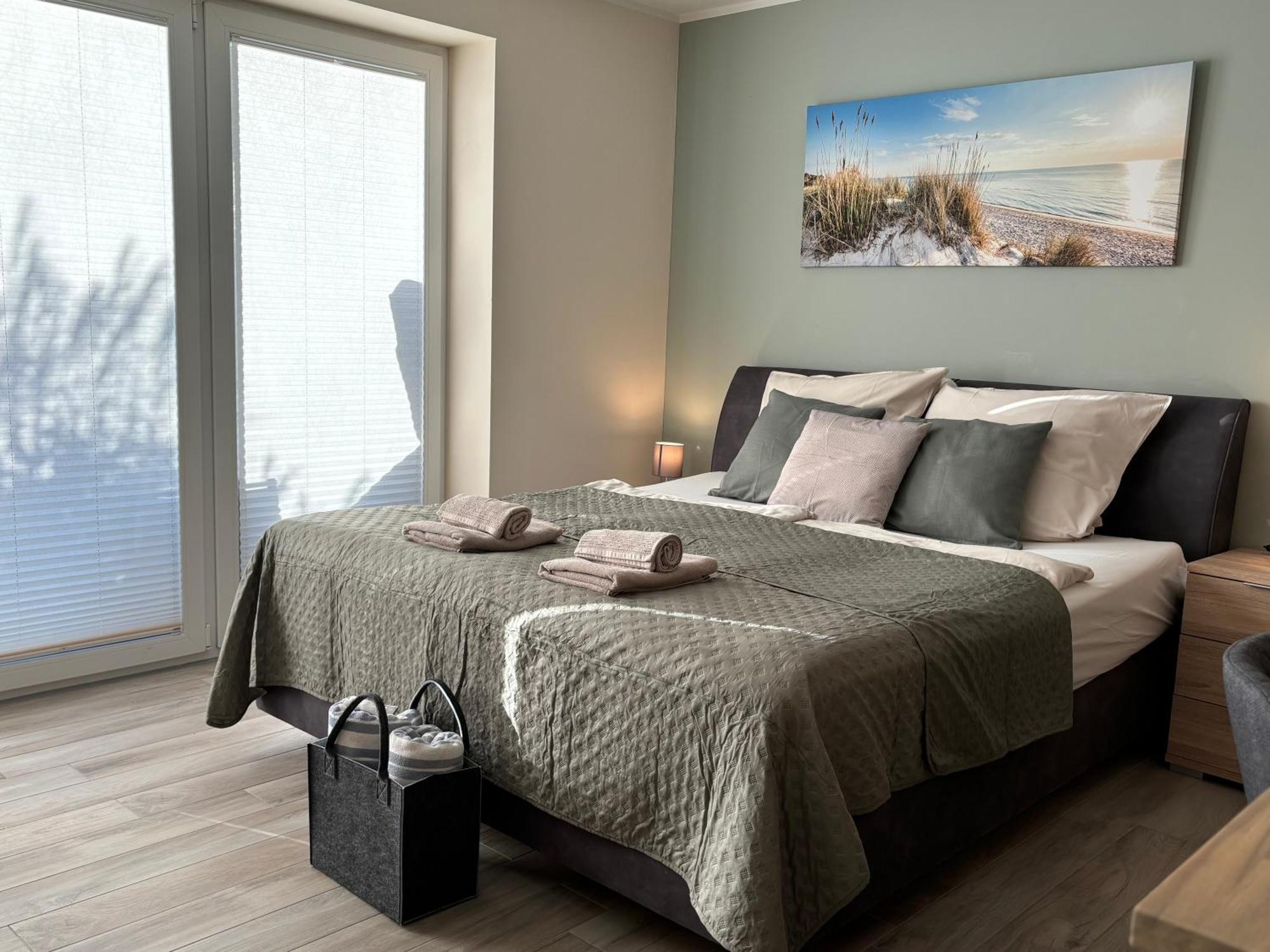 Kleine Auszeit -- Inklusive Parkplatz & Wifi, Geschirrspueler, Waschmaschine & Terrasse Mit Strandkorb -- Perfekt Fuer Urlaub & Business Scharbeutz Luaran gambar